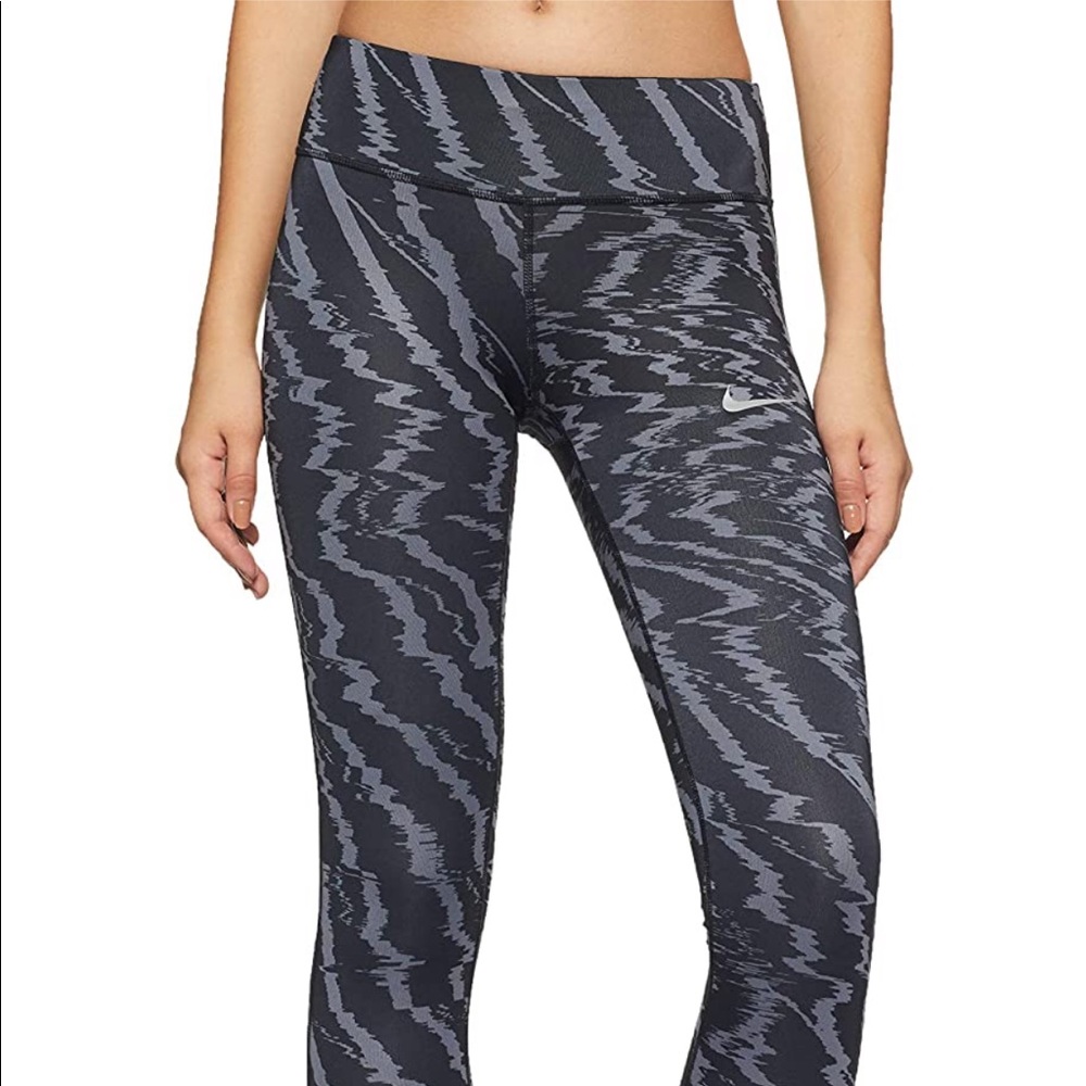 Nike Dri Fit Crop Leggings
